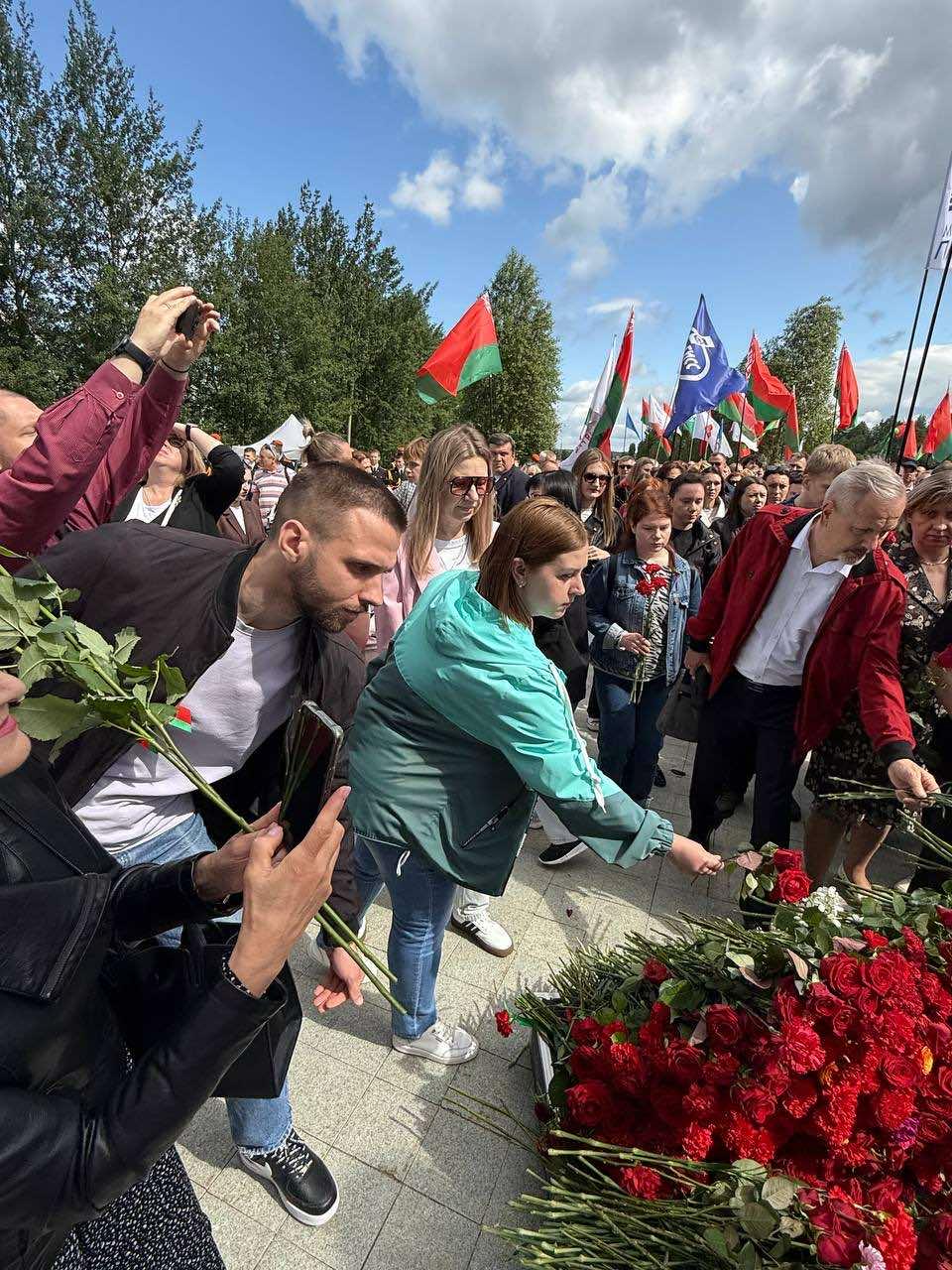 22 июня 2025 почет у монумента врата памяти 02