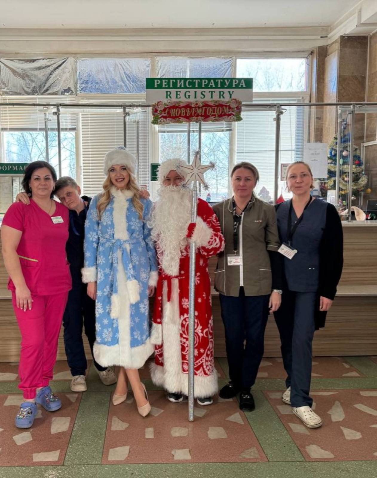 в преддверии нового года и рождества конкурс на лучшее украшение отделения 03