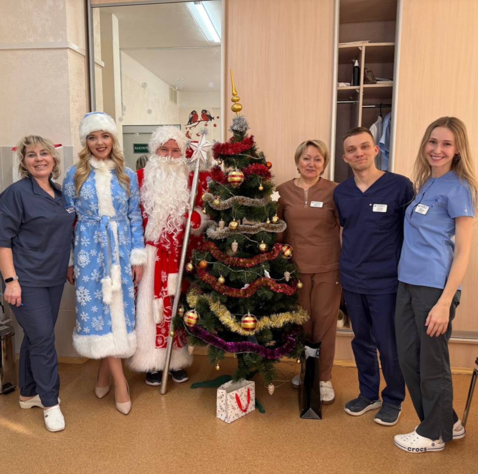 в преддверии нового года и рождества конкурс на лучшее украшение отделения 07